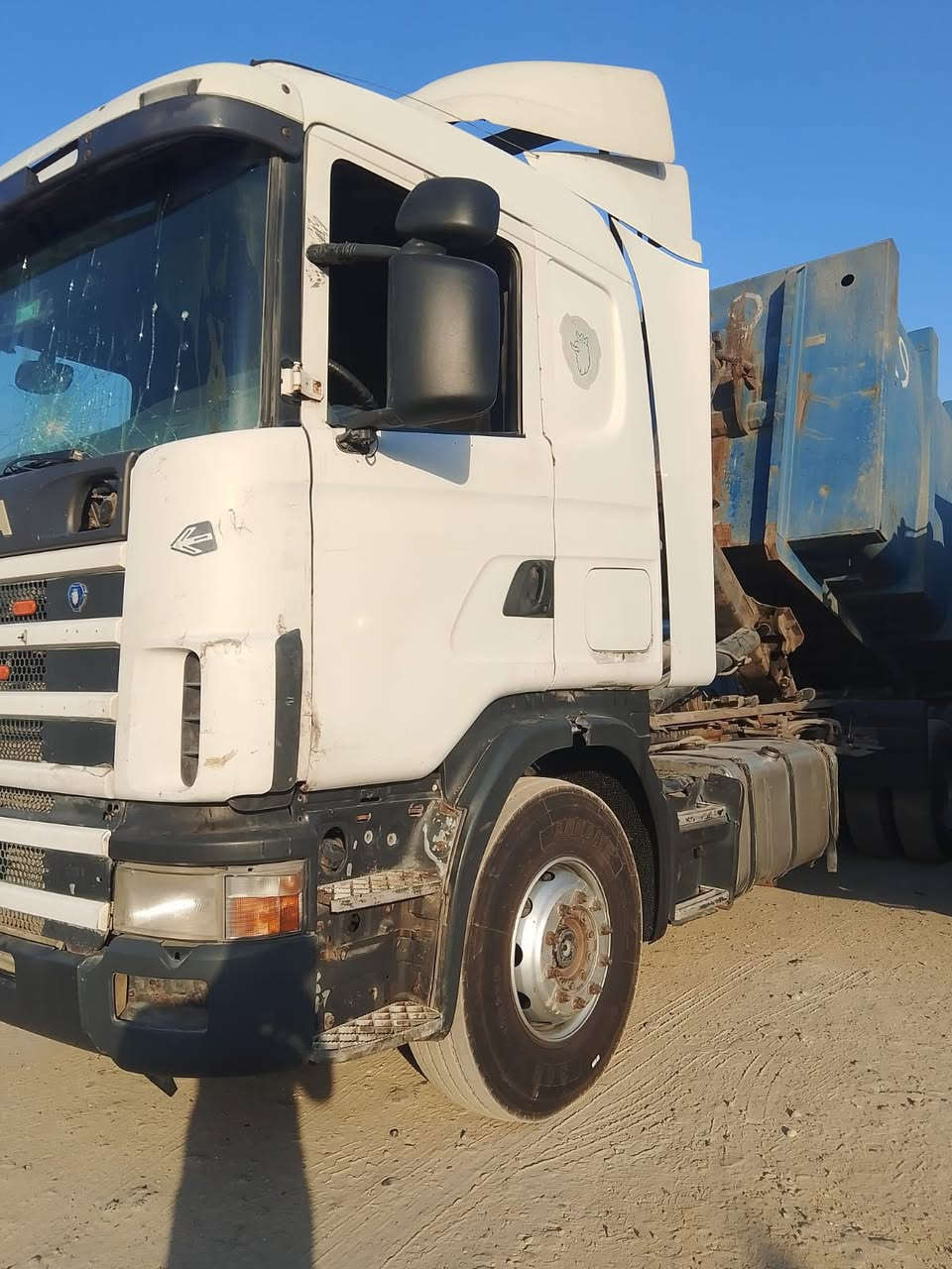مكلف نشر 

سكانيه رافعه حاويات
تعمل بلدية رشيد 
مديل 97 
سياره جاهزه لعمل 
رقم ***********
