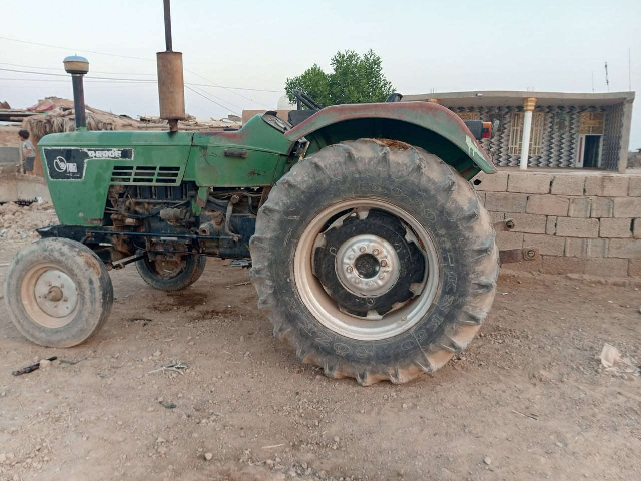 سلام عليكم  مكينه  سيرتات  وضع شريكه بس محرك مفتوح مكينه خير  من الله شراي ينتصل رقم  ***********
