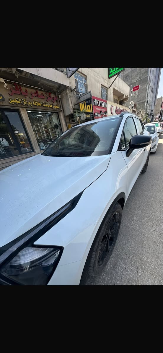 سلام عليكم 
سبورتج 2025 بلاك اديشن
ماشية 5000 اخت الزيروا 
رقم بابل تتحول باسمك مباشر 
مواصفات فول 1/1 عدا البنوراما
ضمان 5سنوات وبيها بعد 3تبديلات دهن مجانية 
كشنات اثنين كهرباء 
كشنات جلد وتدفئة كشنات وستيرن 
جنطة كهرباء وشاشة 
وبصمة تشغيل عن بعد 
وبقية المواصفات المعروفة 
مكان السيارة بابل المركز 
السعر 235ورقة وبيها مجال للشراي 
للاتصال *********** 
***********
