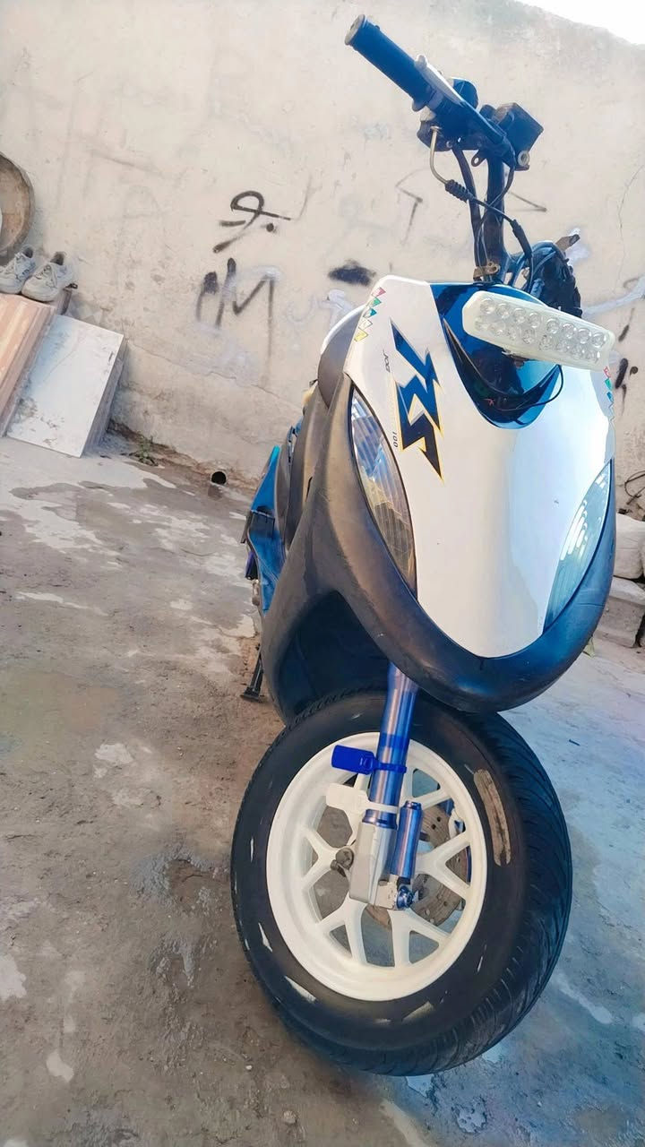 يا الله سلام عليكم ماكس عدله تعمير اللبيع سعر 675مكاني زبير شراي يتفضل
عيوني دراجه ماكس عدله اللبيع تعمير كله جديد وبيها شغلات رياضي دراجه مبوشه55خير من الله سلف هندر كهربائيات اشاير هورن الدراجه كامله عينه ولايت كفراتها بلاد


**إذا كنت صاحب هذا الإعلان وتريد حذفه لأي سبب، رجاءا أرسل رسالة إلى الدعم الفني**