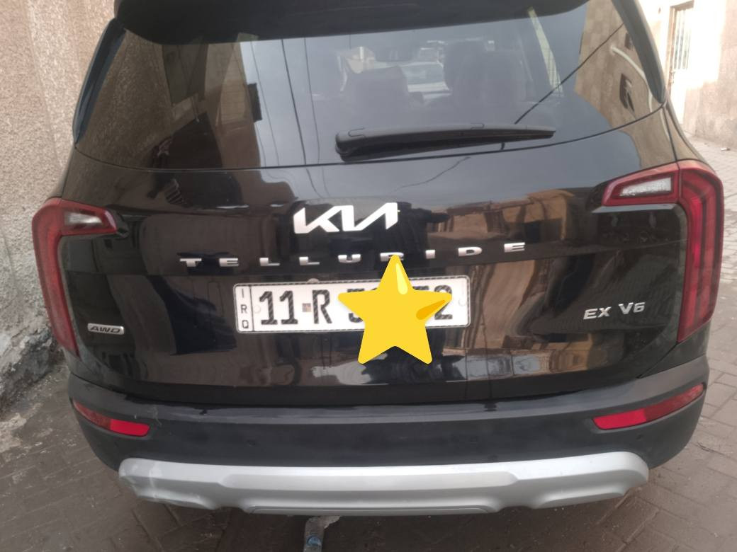 سلام عليكم سيارة تيلوريد ٦ سلندر ٧ راكب ماشيه ٦٠ هساسات اماميه خلفيه موديل ٢٢ فول مواصفات سعر ٢٢٠ وبيعه مجال تراوس لاندكروز هم  رقم الهاتف ***********
