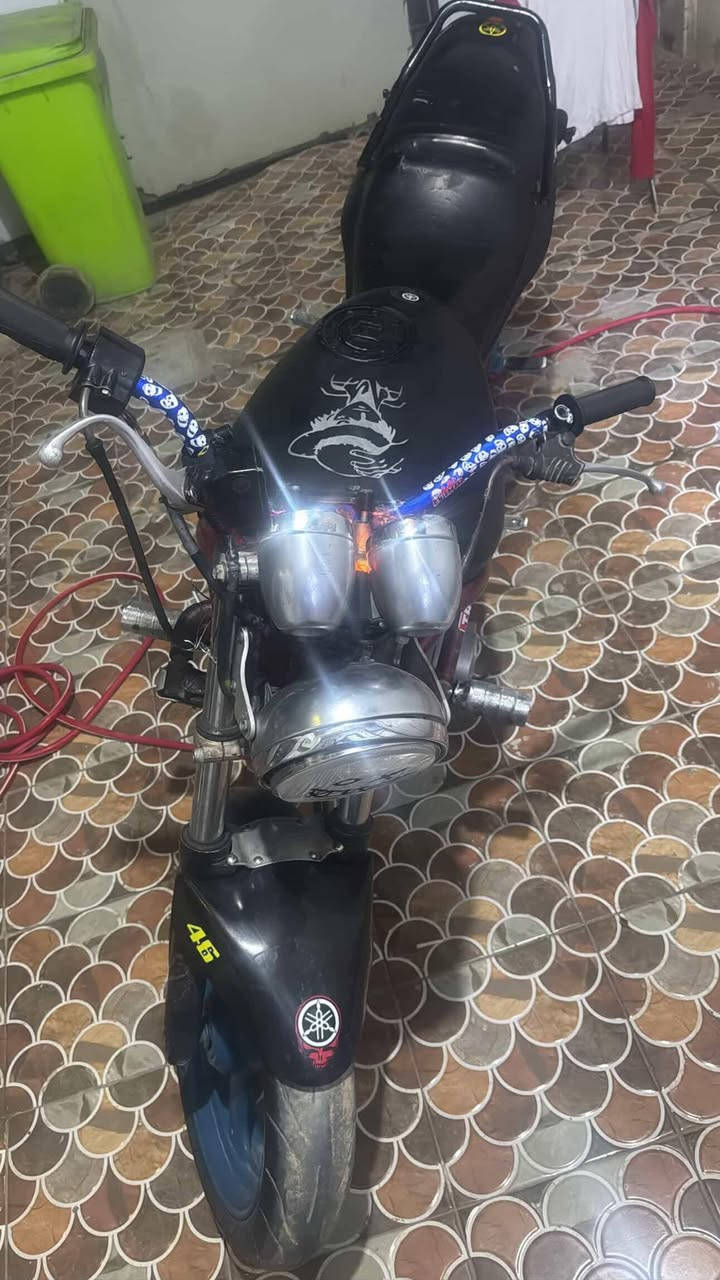 سلام عليكم باندا بطح للبيع نواقصها تبدل زنجيل وتطلع بيهاالدراجه مابيها شي كفاله محرك مكاني حله  الشراي يطبلي خاص او اتصل ***********
