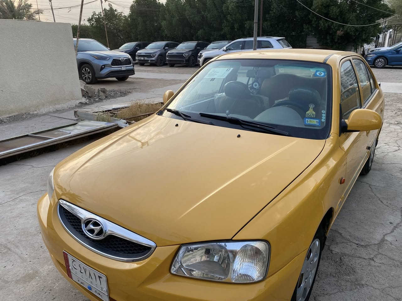 السلام عليكم
فيرنا البيع موديل ١٤ 
سياره حلوه نضيفه
بيه جملغ امامي صفحت
السيايق فقط معوده
السياره تبريد ثلج 🧊 
صدار مامي نقص قواعد دبل فقط
صدار خلفي هم قواعد دبل فقط
مدواشمه عام سعر78 بيه مجال بصيط
الحك الجيه رقمي***********
