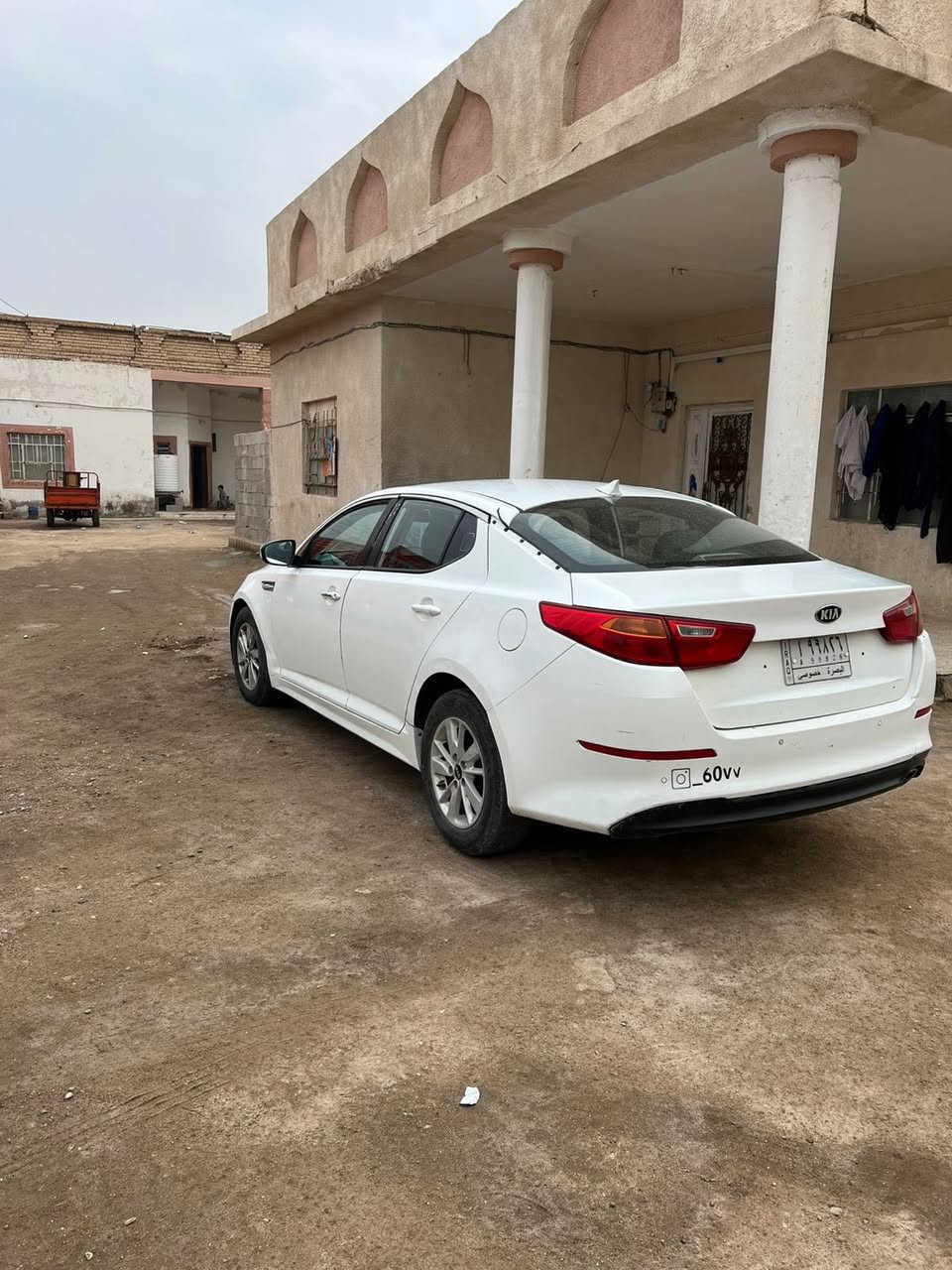 السلام عليكم سيارة للبيع كيا موديل 2016 وارد كوري للاستفسار *********** مكان السياره بصره اني مكلف بل نشر
