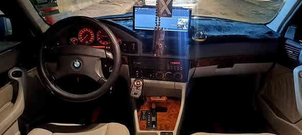 من رخصة الأدمن المحترم
BMWموديل 1990.... 525
رقم بغداد دولي مشروع وطني 
السنويه بأسمي حصرا  هزه جديده سنويه 2030 
داخل كريمي وصاجي ملكي 
كير ومكينه مال حاويه شرط بعدهن داخل الضمان وصولات موجوده هم
مكينه 2800 مسكر فانوس
كهربائيات 98% كلها شغاله
جام اربعه كهرباء
سلايد روف
مرايات جانبيه كهرباء
شاشه درجه اولى 
كامره خلفيه 
Absمانع انزلاق
دبل جكمجه
ايرباك ستيرن
صبغ جماليه بدون حادث 
تايرات 75بالميه
صدر خلفي جديد 
صدر امامي جديد
بطاريه جديده
ادامه كامله عل سياره وبيها شلعه تشيل وصله من الكاع  سياره جانت متروكه 
منظومة الحاكيه موجوده كامله ويا بطاريتها البلاديه بالجنطه 
سياره بالواقع احله بهواي التصوير ضالمها
مكانها بغداد الدوره  سعرها 81 ورقه وبيها مجال 
للأستفسار الاتصال *********** بي واتساب ماسنجر مموجود
