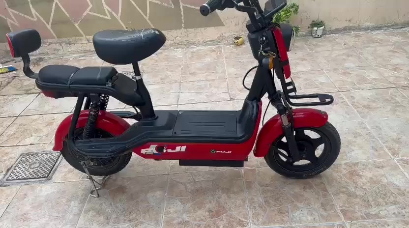 السلام عليكم موطور البيع حجم 14البيع  فول موصفات شغل كامل نضيف السعر خاص مكان كركوك


**إذا كنت صاحب هذا الإعلان وتريد حذفه لأي سبب، رجاءا أرسل رسالة إلى الدعم الفني**