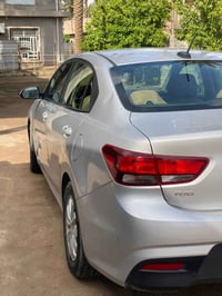 ريو للبيع وارد امريكي جاهزه السياره كير محرك كفاله تبريد ثلج حداديه جد...