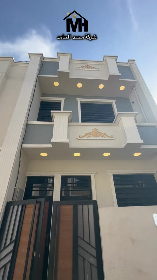 � إعلان بيع / استثمار 📢 فرصة مميزة للبيع أو الاستثمار 🏠 المساحة: 50 م² ✅ البيع بنظام الأقساط ✔️ مقدمة بسيطة ✔️ قسط شهري 500 فقط 📌 تفاصيل العقار: • غرفتا نوم في الطابق الثاني • استقبال • مطبخ • خدمات صحية • منور • جميع الخدمات في الطابق الأول للمزيد من التفاصيل والاستفسار: 📞 *********** تابع الصفحة ليصلك كل جديد �
