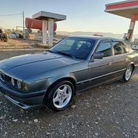 بي إم 525 • ١٩٩٠ • السليمانية