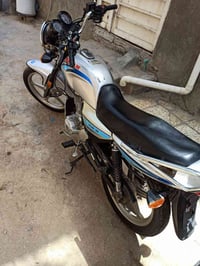 دراجه. للبيع موديل 21 اوراق اوصوليه بمليون وميه 1100 لتواصل 0773306618...