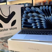 MacBook Air M4 13"inch 256GB  Ram 16GB جديده لوك بعدها مشحونه 3 مرات ف...