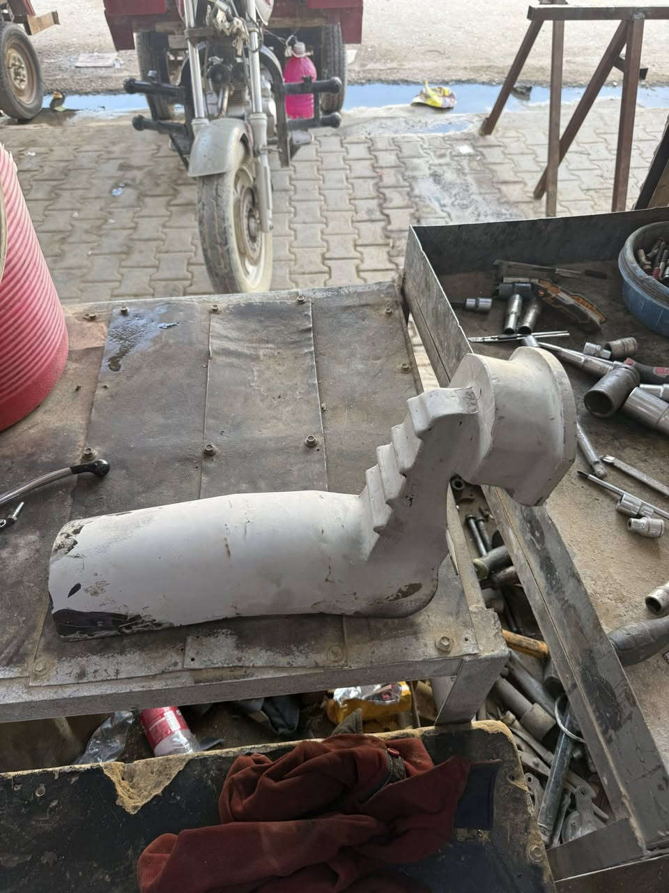 راسطه باكستانيه فول نضافه بيع مستعجل سعر 35وبيه مجال بسيط مكاني نجف حي رحمه راسل ودلل***********
