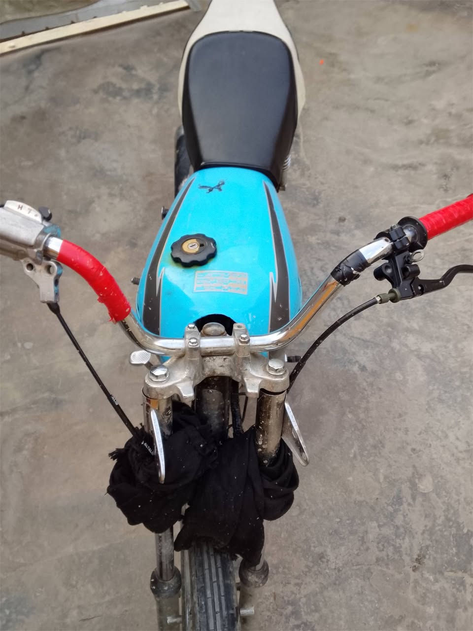 للبيع سعر 160 موديل 18
ترهم مراوس


**إذا كنت صاحب هذا الإعلان وتريد حذفه لأي سبب، رجاءا أرسل رسالة إلى الدعم الفني**