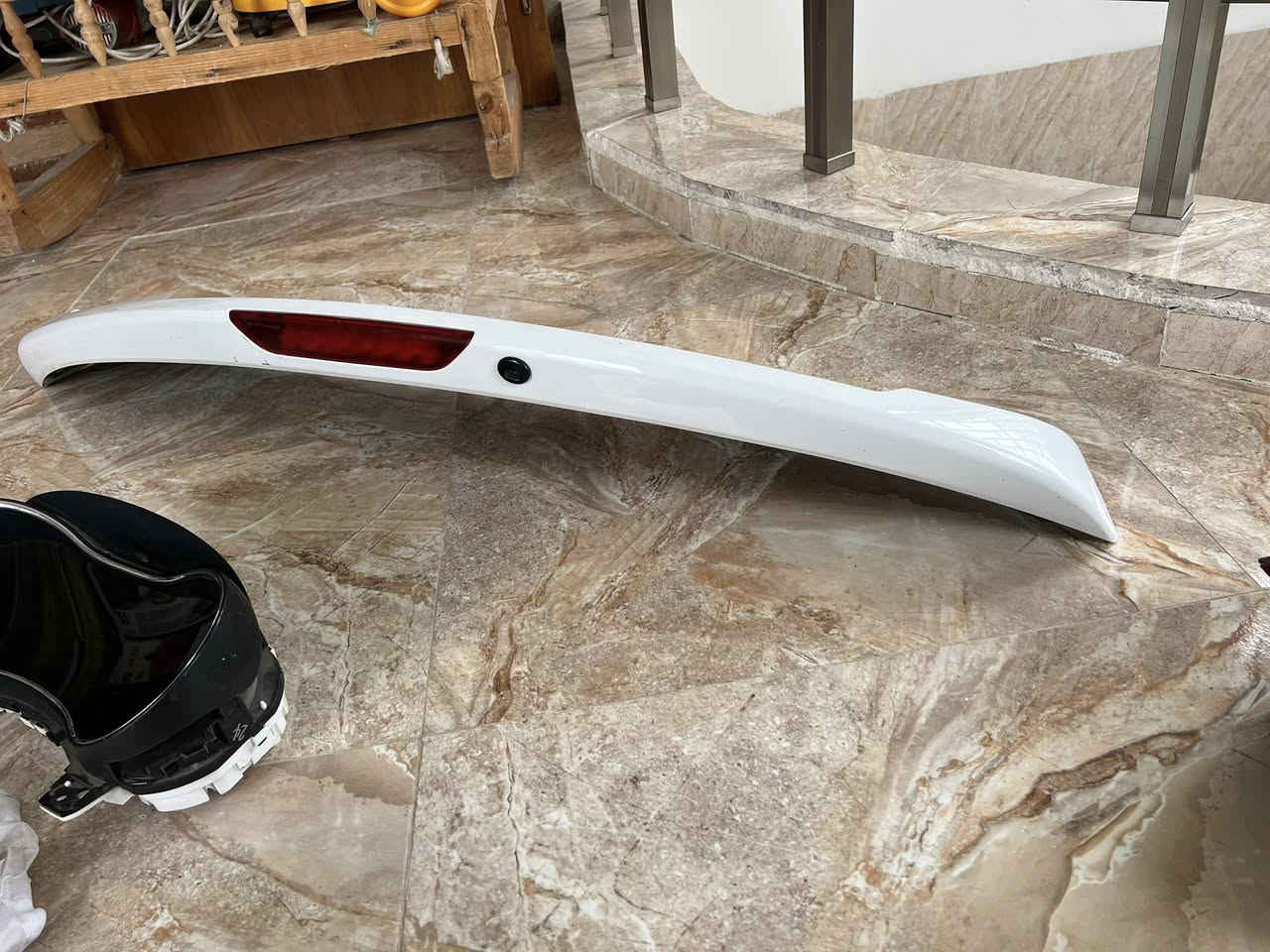 سلام عليكم غراض دورنكو للبيع بك لايت فقط بيه فطر ما ما موضح بل صوره  صطابً لايت  اصلي + عينه دورنكو اصليه +مرايه زوج وحده كامله راح بس جامه تفاصيل اكثر خاص او اتصل 
واتساب ***********
