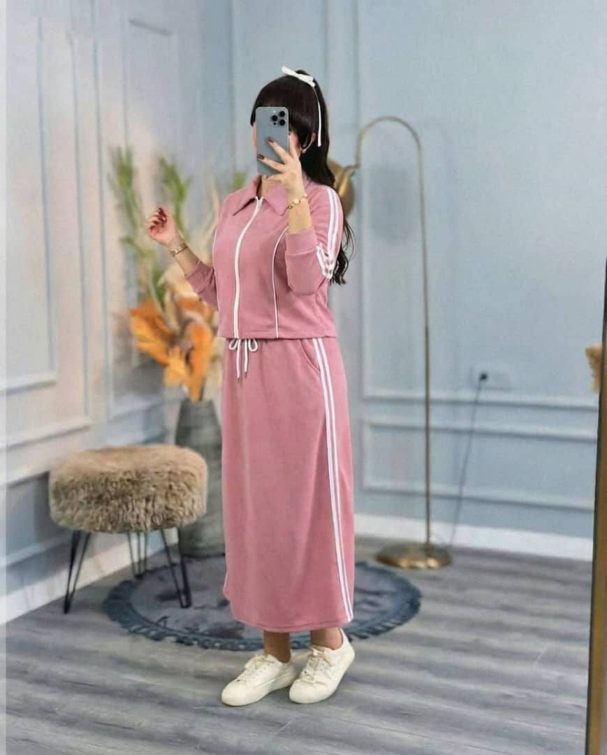 القطعه الرايقه للصييه الرايقه. من عنا.

طقم تنورة قطعتين تنورة مع جاكيت سحاب كريب سكوبا اجنبي 

القياس. M. 38. 40
L. 40. 42
Xl. 44. 46

الالوان. 
خمري❤️
بيج🤎
أسود🖤
زهري🩷
زيتي💚
توتي💜

السعرررر
التوصيل والشحن يوم الخميس باذن الله تعالى


**إذا كنت صاحب هذا الإعلان وتريد حذفه لأي سبب، رجاءا أرسل رسالة إلى الدعم الفني**