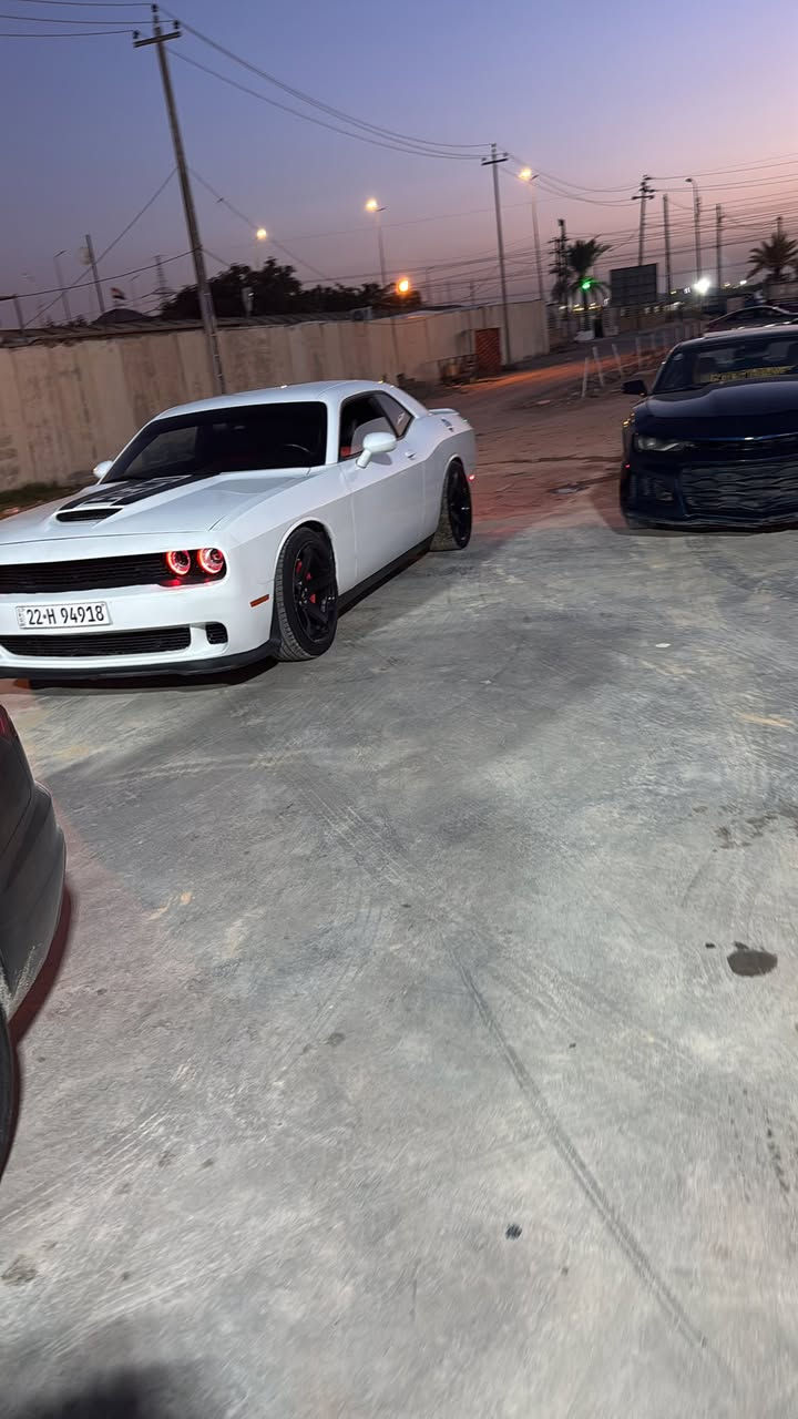 RT2022 قطعه ونص صبغ بدون داخل
ستوك حتى حجر وبرمجه بلاد ماشيه 25 اصل 
كفاله كلشي عل وضع شركه ومابيها نقص ب اسمي 
بيع او مراوس حسب القناعه مكاني كربلا سعر خاص 
***********
