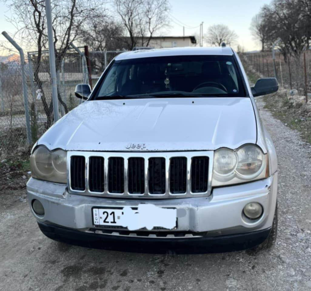 سلام علیکم
جێب لاریدۆ ٢٠٠٨ فول مواسەفات

ئۆتۆماتێک ، سڵاید ،  کوشن هیتەر و کارەبایی ،  مەکینەو گێڕ  بێ عەیب ، ساڵانەی نوێیە و بەناوی خۆمانە ، سێ پارچە بۆیاخە ،
نرخی دەفتەرێک ١٠٠$ مەعمەلە تکایە کڕیاری تەلەفون بۆ ساحێبی بکە من خاوەنی نیم …….!

0770 224 4661
*********** السليمانية, العراق
