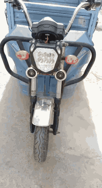 ستوتة شحن للبيع حجم الكبير السعر  750 العنوان بغداد مدينة الصدر الاورف...