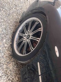 جنوط • مقاس ٢٣٥/٤٠/١٩