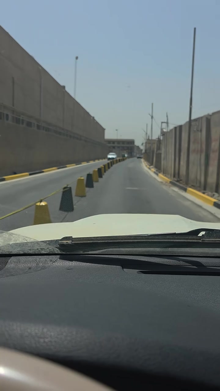 بيت للبيع بل ستثمار منطقت الرستميه خلف المرور ١٠٠متر ٥في ٢٠ البيت فول ٤غرف نوم ٤حمامات ستقبال مطبخ حار بارد السعر ١٥٥ وبي شي بصيط تليفون ***********
