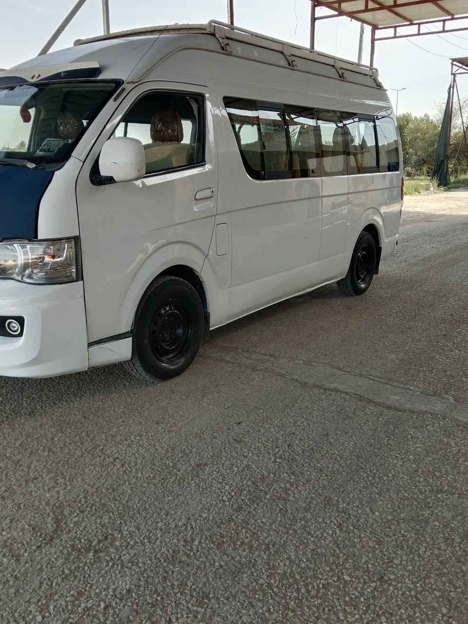 سلام عليكم جنبي عاليه موديل 14 مكفول من الصبغ فقط الدواير معمرات مكينه جديده كير اكسن مكفوالت تخم تاير حداديه جديده دوشمه جديده منضومه غاز تبريد شغال رقم كربلاء سنويه جديده تحويل ثاني يوم السعر 130 وبيه مجال مكان السياره بابل مركز ***********
