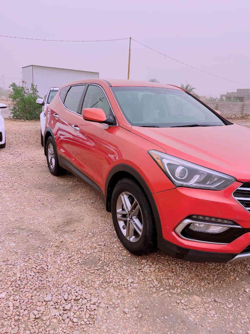 سياره سنتافي للبيع موديل ١٧/قادسيه وارد أمريكي مبدل بيه بنيد فقط 
محرك كير حداديه على الشرط سياره فورويل كامره خلفية وبيه اهواي مواصفات سياره نظيفه بمعنى الكلمة و للاستفسار الاتصال على الرقم  *********** السعر ١٥٨ وبين مجال
