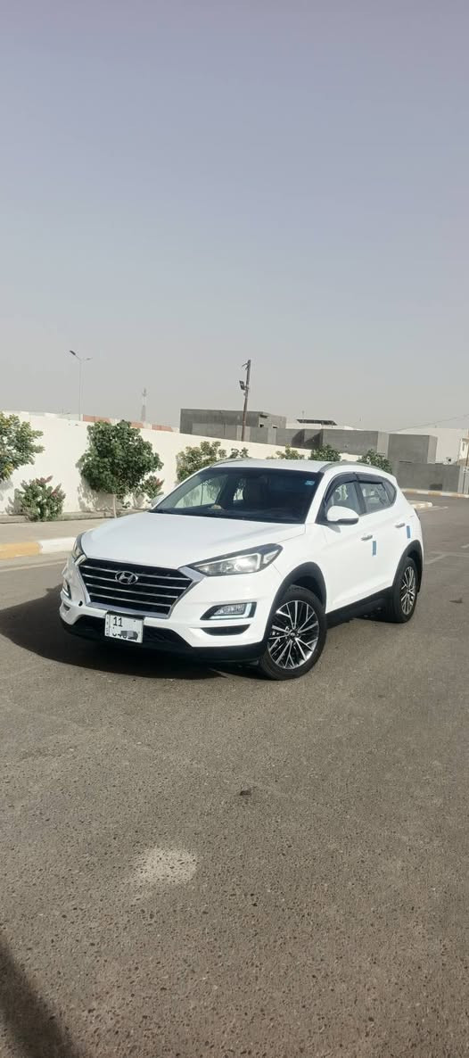 السلام عليكم عيد أضحى مبارك
ارجو قراءة المنشور والله يسهل للجميع 
السعر مناسب ان شاء اللة👇👇

هونداي توكسان 2019 خليجي 
(بصمات+كشنات كهرباء+تحكم ستيرن+حساس امامي خلفي 
شحن لاسلكي وضعيات قيادة +شاشه اندرويد) فول بدون فتحه

رقم بغداد الانكليزي بأسمي سنوية لغاية 2031
وهزة جديده يعني مداور مباشر 

ماشية 113 الف فقط  جرس بال120
مكينة وكير وتبريد مكفولات بحالة الوكالة لا فتح ولا تبديل

اخوان انتباه السيارة كفالة عامه مطلقة من اي حادث 
وزيرو على ايدي شاء القدر صار بيها حرق بالجنطة والجاملغات 
الخلفية وعلى اثرها نرشت السيارة وعندي صور تثبت هالشي
وصور اثناء التصليح شرط ما واصل للكشنات الامامية يعني
مكينه شرط ماي الرديتر ما مبدل وضفاير بوضع الشركة
وافحص سونار وين ميعجبك 
السعر 142 
***********
