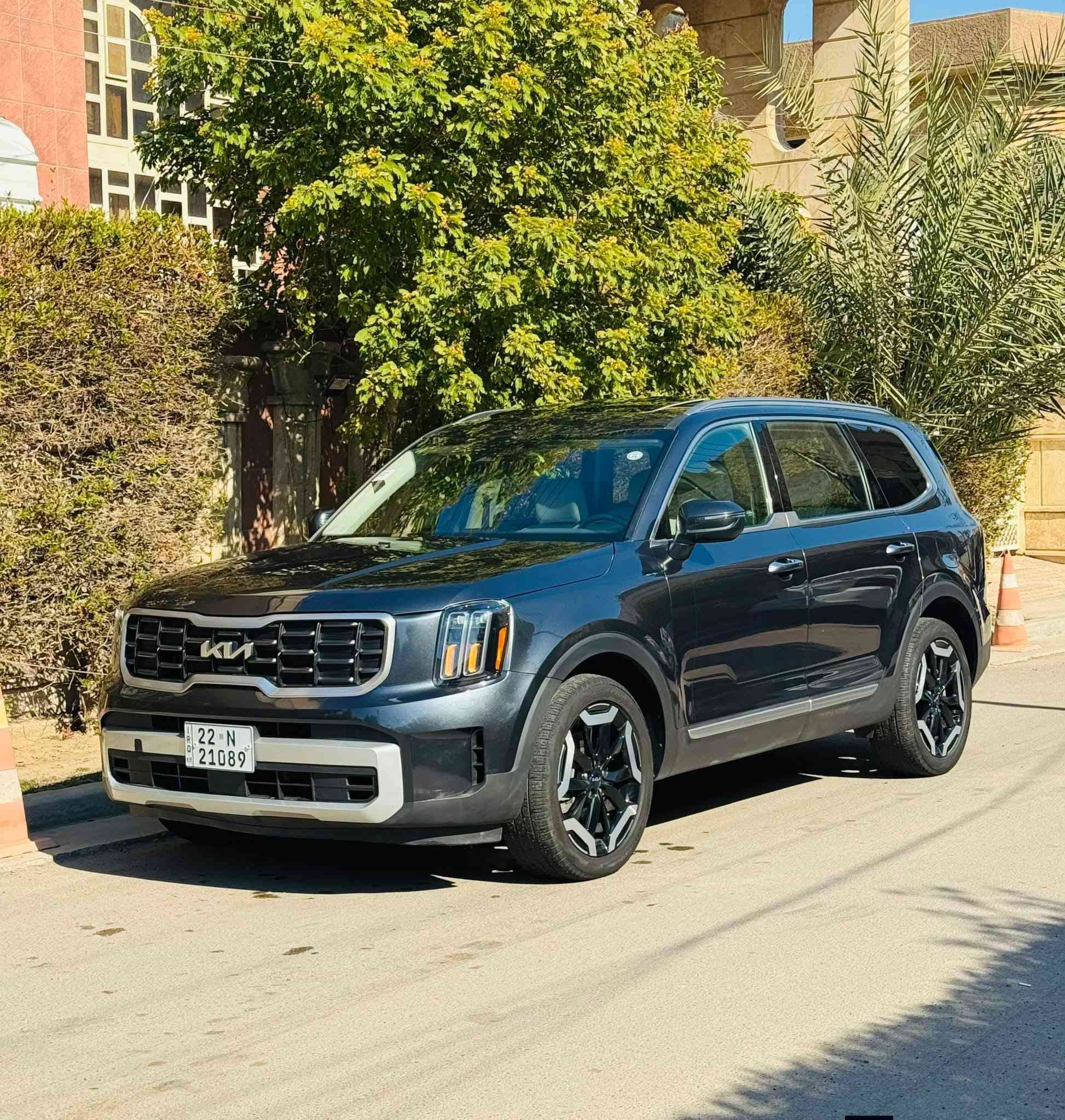 كيا تولورايد S موديل 2024
محرك سته سلندر 3800
رقم أربيل بأسم شركه تحويل وكاله ثاني يوم 
وارد امريكي حادثه مثل ما موضح بالصور  
بنيد وربع جاملغ صبغ دواخل سليمه  
مواصفاته:- بصمه ,فتحه ,داخل ابيض ،كشن خلفي منفصل ,رادار امامي خلفي جانبي ,مقاعد كهرباء ,مقاعد تدفئه ,لايت زينون عالي ناصي ,حساسات خلفيه ,كامره خلفيه, دشبول ديجيتال متصل   ,اشاره بل مري ,تحديد مسار 
للاستفسار الاتصال على الرقم 
*********** اتصال 
*********** واتساب
