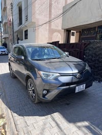 🚘 للبيع – تويوتا RAV4 موديل 2018 – وارد أمريكي 🇺🇸 • الموديل: 2018 • ال...