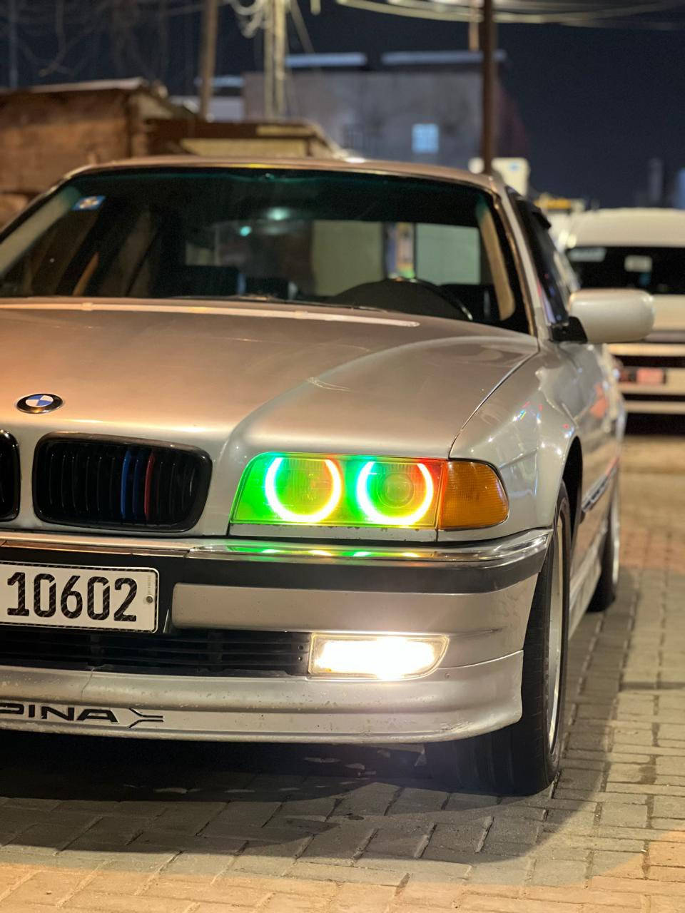 السلام عليكم مكلف بالنشر
خفاش 1997 للبيع
حجم 744 
كير مكينه كفاله
ويل البينا تخم تاير
مكفولة من الضربه بيها مكانات صبغ 
سيارة جاهزة
رقم بصرة تحوييل ثاني يوم
مكانها البصرة
السعر90 وبيها مجال للشراي

‭0771 177 5737‬
