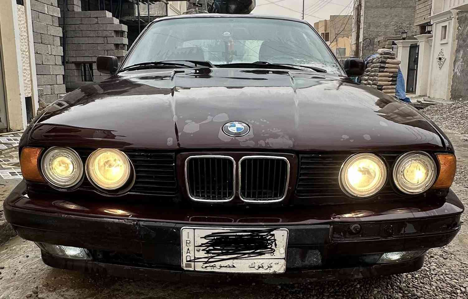 سلام عليكم
بيئم 525  مسكر فانوس 

رقم كركوك مشروع وطني 

شرط التحويل عندي وكاله عامه 

سنويه جديده 

2028 

سياره شرط  

كير محرك شرط 

كهربائيات  كلها شغاله 

سنتر لوك شغال 

صدر اماني خلفي جديد 

داخل جلد سياره 

تدفئه تبريد شغال 

باتري جديد 

 مصبوغه عام جمالي 

سعر 55 وبي مجال بسيط 

عنواني تكريت 

***********
