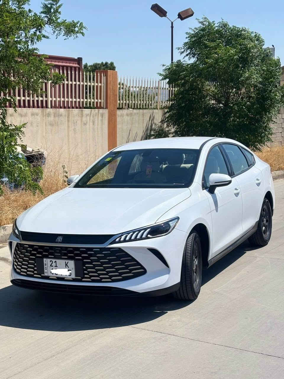 BYD Q Plus
موديل ٢٠٢٥
ناو زةرد
٤ هةزار روشتووه
بي بوياخ بي سارد بي شوخت بي چال .
بوياخ تةنك مرغوب 
نمونةية سةيارةكة وةكو سفر واية
رةقةم سليمانى. تحويل و غرامه بة شةرت
ژمارةى موبايل
***********
*********** السليمانية, العراق
