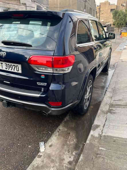 السلام عليكم ورحمة الله وبركاته 
جيب كراند شيروكي للبيع 
موديل 2018
 اوفرلاند هيمي 5700 
رقم بغداد
 حادثها جاملغ وبنيد 
فول مواصفات
 ♦️بانوراما ♦️
♦️رادار امامي خلفي وجانبي ♦️
♦️كامرة خلفية ♦️
♦️صندوق كهرباء شفط♦️ 
♦️كشنات كهرباء وميموري♦️
♦️تدفئة كشنات وستيرن ♦️
♦️وباقي المواصفات المعروفه ♦️
مكان السيارة/ بغداد الكرادة 
للاستفسار الاتصال على *********** 
السعر 222 وبي مجال
