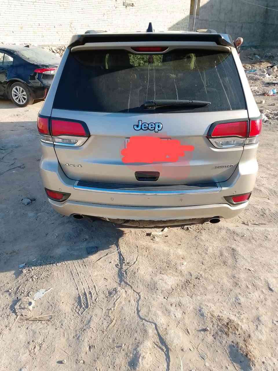 جيب لمتد موديل 2014 رقم بغداد
حادثها اربع قطع صبغ 
فول مواصفات العنوان كربلاء 
السعر 140 وبيه مجال 
رقم الهاتف ***********
