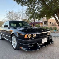 مكلف بل نشر بي ام ٥٣٥ اصل بدي او محرك موديل ٩٢ رقم ديالى مشروع وطني بس...