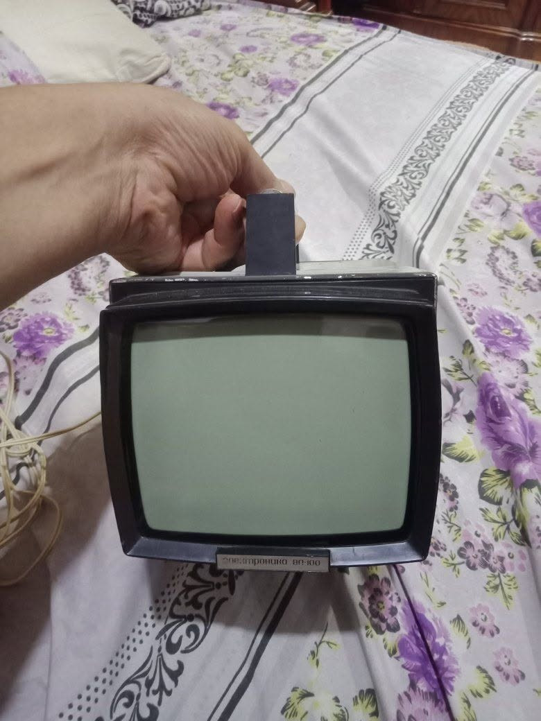 قديم جدآ جدا حاله ممتازه وشغال جسم معدن


**إذا كنت صاحب هذا الإعلان وتريد حذفه لأي سبب، رجاءا أرسل رسالة إلى الدعم الفني**