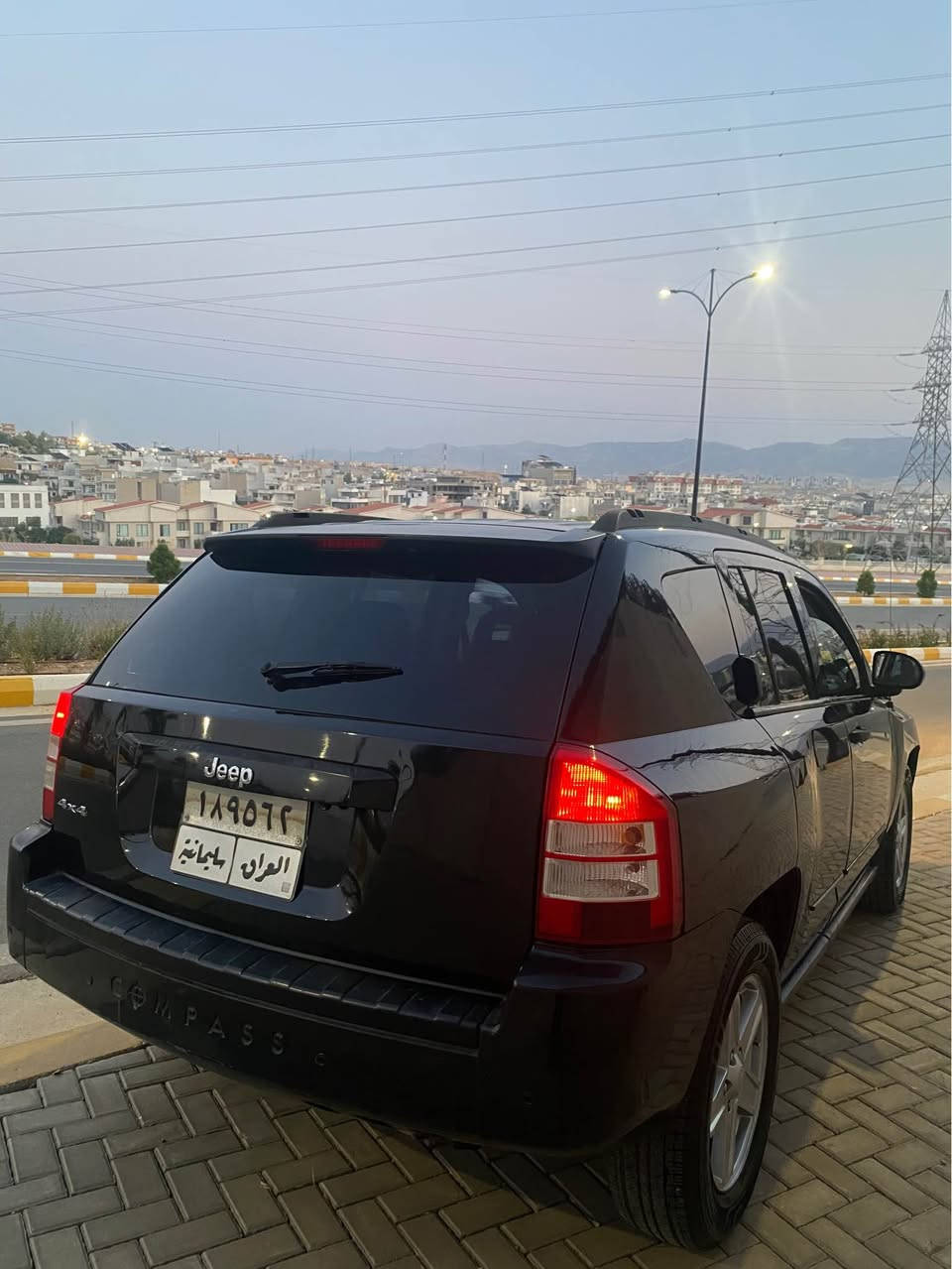 جێب کۆمپاس ٢٠٠٨ بێ بۆیاخ سەیارەکە زۆر جوانە سەنەوی تازەیە
*********** السليمانية, العراق
