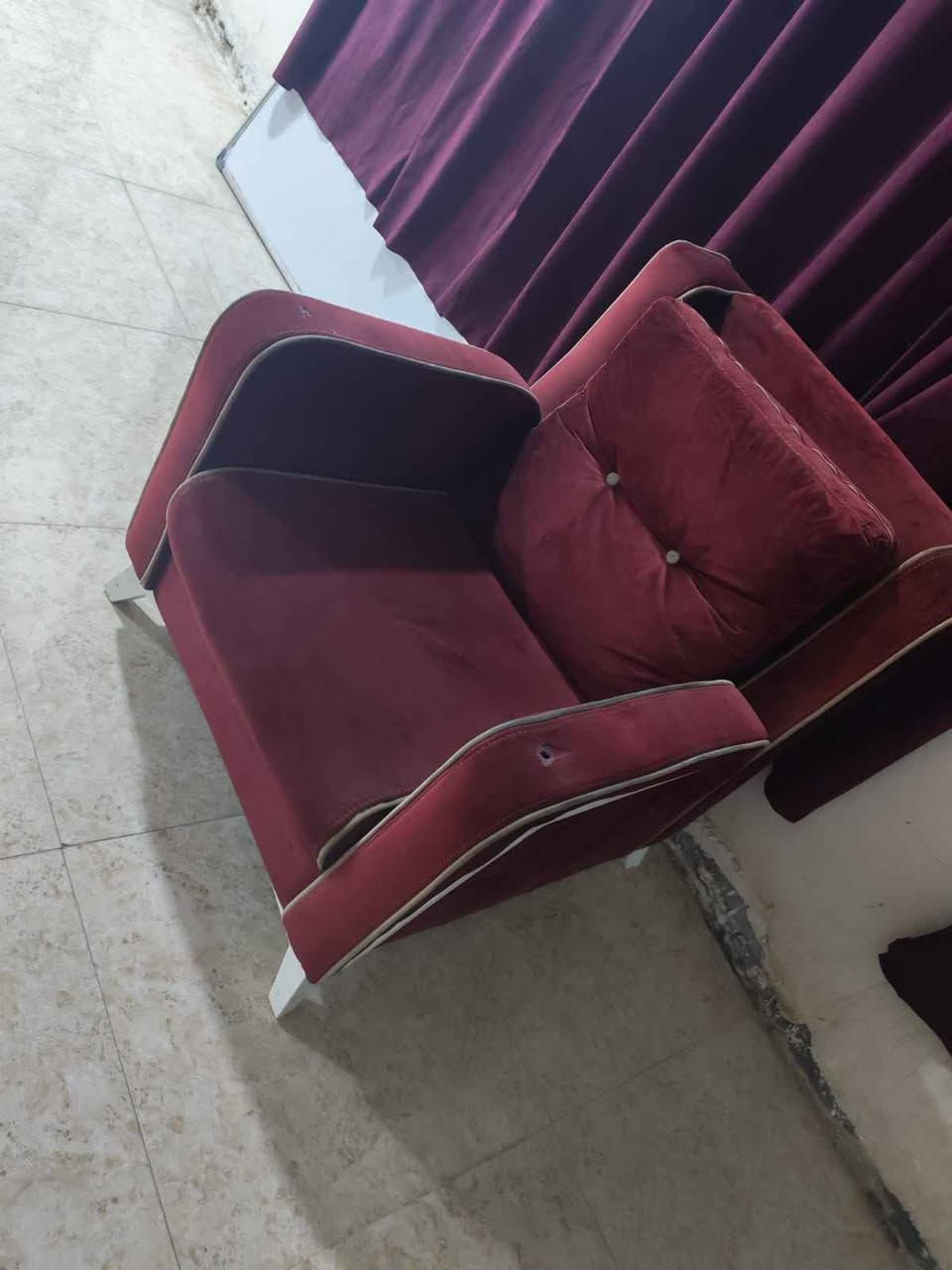 ‎السلام عليكم غراض مستخدمات شي قليل للبيع نضافه ميه ب ميه للاستفسار *********** سعر خاص ودلل‎ عمارة, ميسان
