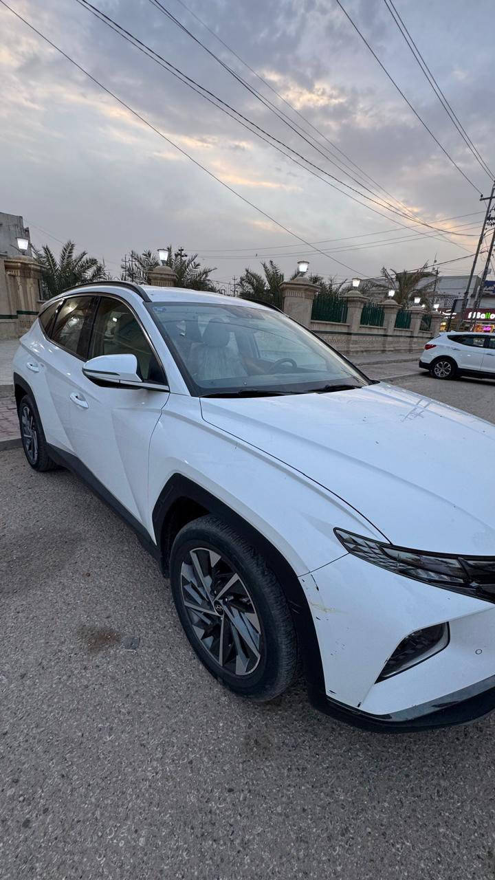 السلام عليكم

توسان 2024 خليجي رقم اربيل بيها طخه بالجاملغ صوب السايق موضحه بالصور 

المواصفات

بصمتين تشغيل وابواب.. كشنات كهرباء

سايد بريك بصمه.. أنظمة قيادة.. تحكمات ستيرن

حساس امامي خلفي.. تبريد قطعتين.. داخل ابيض

محرك ٢٠٠٠ مكفول.. ماشيه 50الف. شاشة ايباد

اشاير مري.. مري شفط.. تشغيل عن بعد 

مكان السياره النجف الاشرف ..السعر 205

وبيها مجال 

***********
