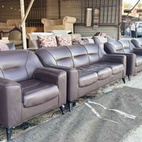 تخم جلد اصلي ٧ نفر  السعر ٣٧٥ ٠٧٧٧٢٠٦٠٥٥٣