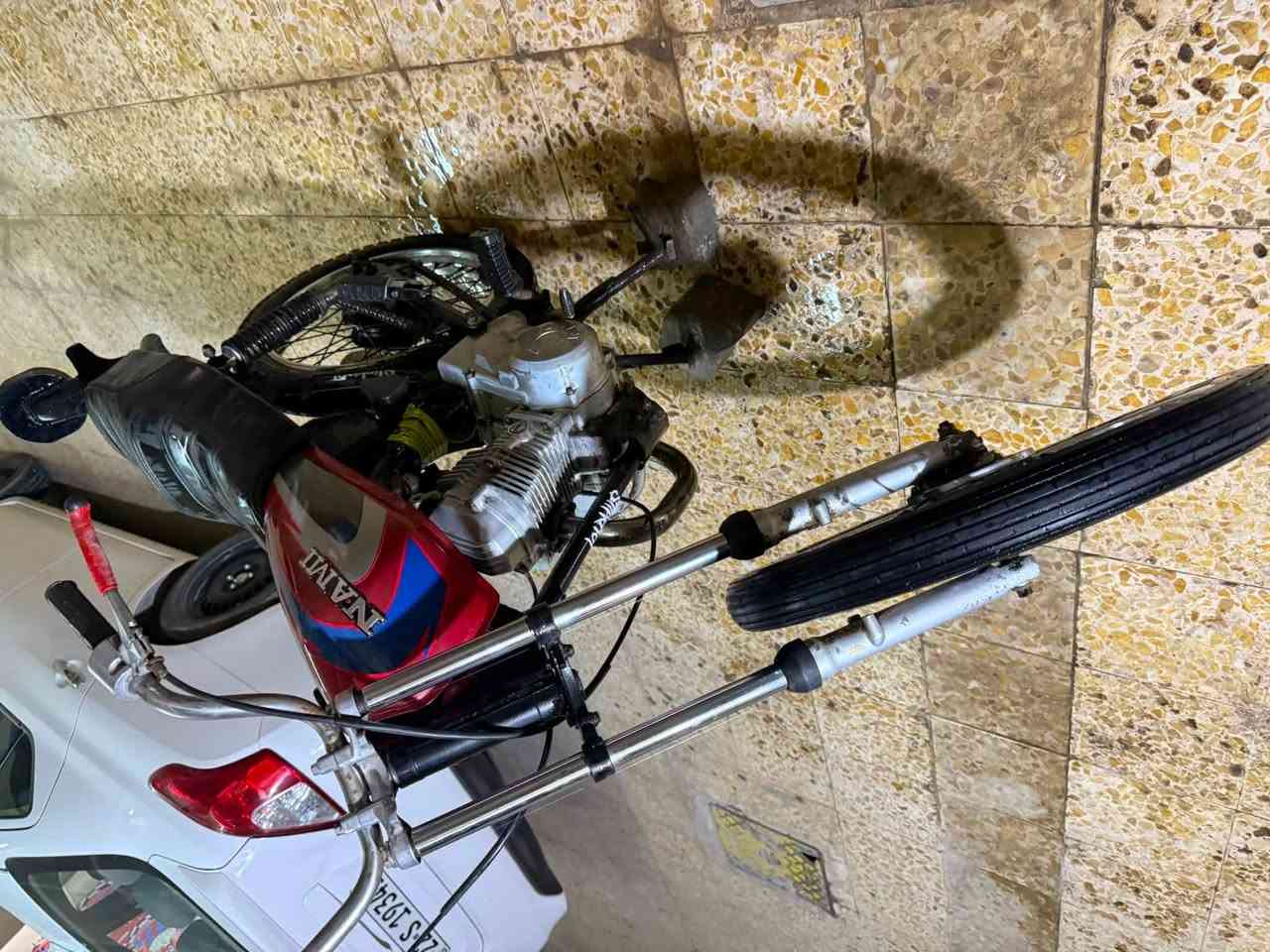 نامه للبيع شاصي نامه بوريه ضعيفه كشن وتانكي وشوته جدد سعره ويه سيبايه 325 بدون 300


**إذا كنت صاحب هذا الإعلان وتريد حذفه لأي سبب، رجاءا أرسل رسالة إلى الدعم الفني**