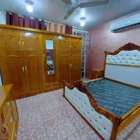 غرفه نوم • ٥ باب • ٢٣٠×٣٠٠