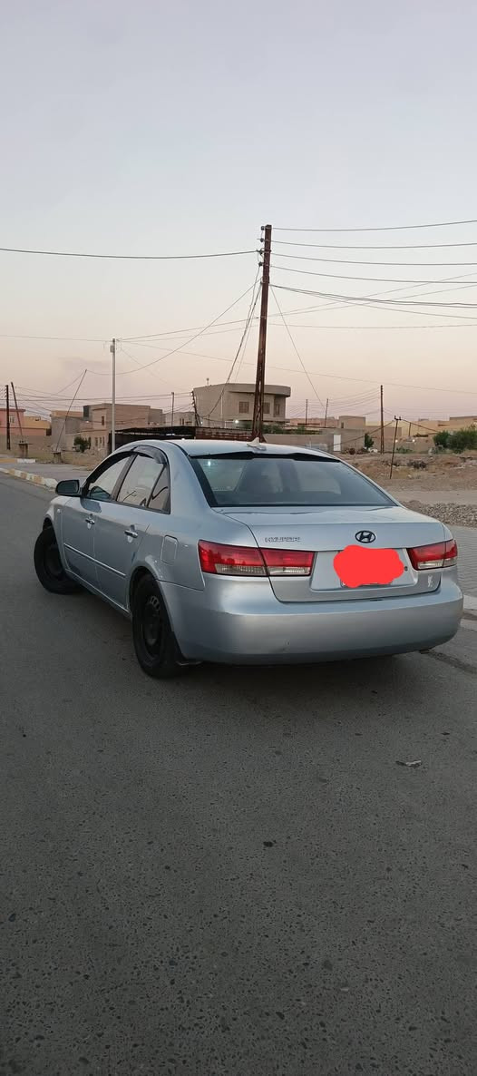 السلام عليكم
للبيع سوناتا 2007
گير عادي. گير عادي 
مگصوصه 
كير محرك تبريد صدر كهبرائيات كلها شرط 
السعر قفل 36
بيع فقط
***********
