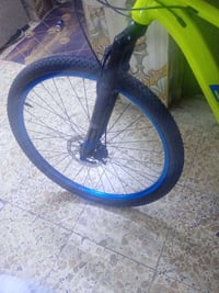 البايسكل للبيع سعر 200 وبي مجال 07712178104