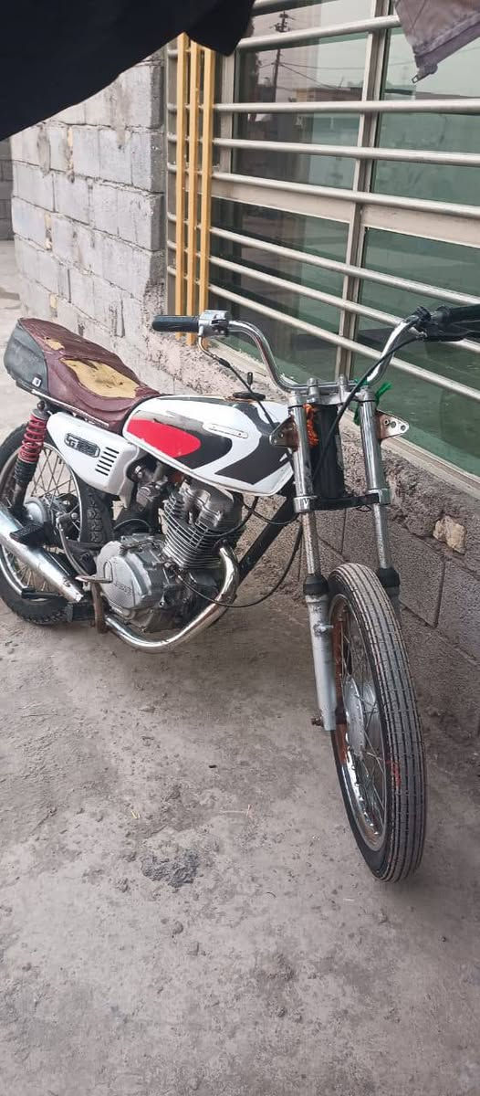 السلام عليكم دراجه كلك كلك دراجه كلشي ماعوزهاا اضرب هندر وطلع السعر 130 وبيهاا مجال حگ الجيه استفسار رقم صاحب الدراجه ‏‪***********‬‏ المكان واسط الدبوني
