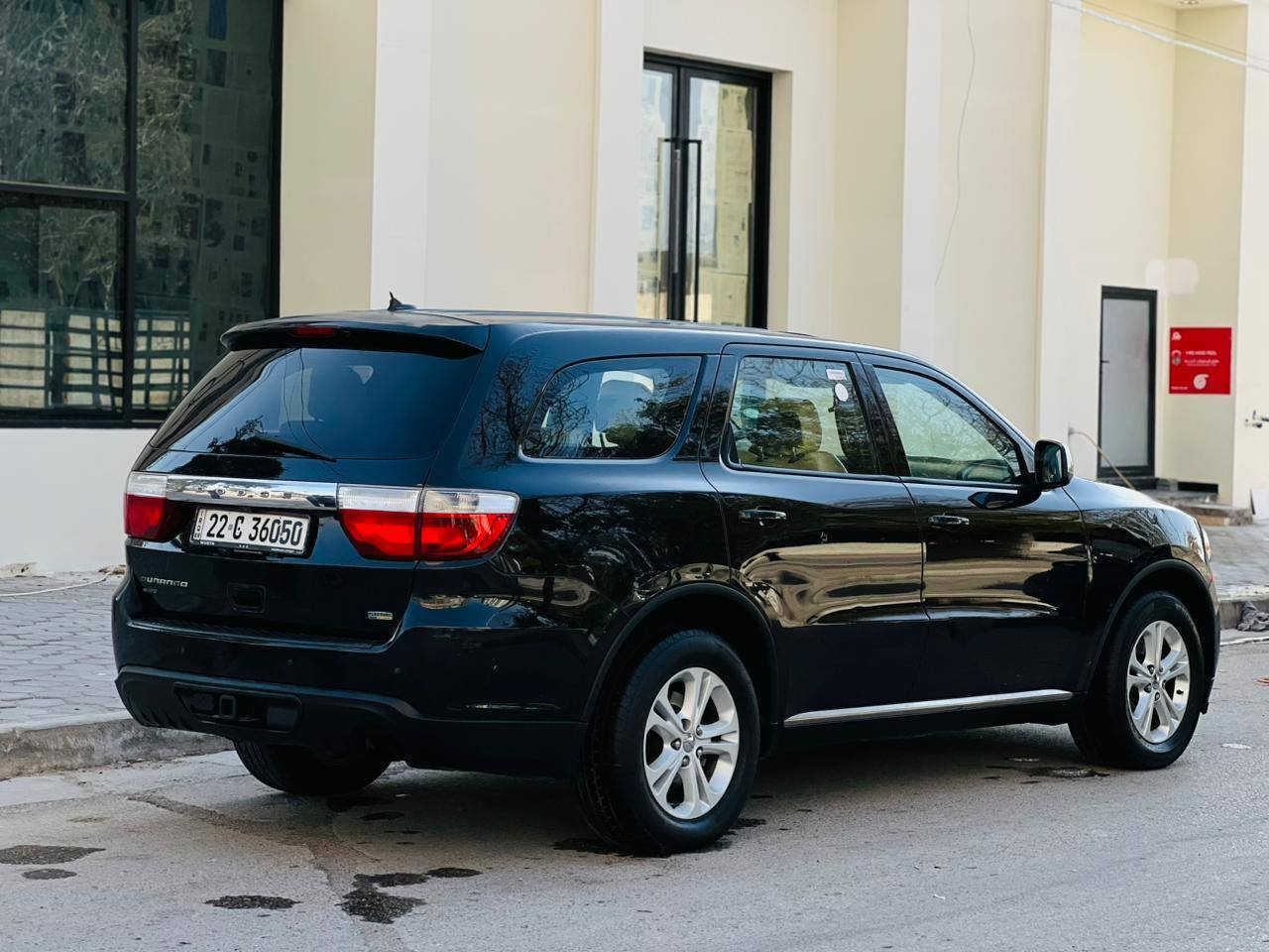 دورنكو مديل 2011 فول مواصفات سعر 145 وبيه مجال للاستفسار الاتصال  ***********  وارد مريكي جاملغ وبنيد بدون دواخل ولباقي كفاله عامه.  مواصفات فتحه سقف كشنات جلد تحكم ستيرن سبعه 7راكب ثلث قطع تبريد شاشه كامره دواره جنطه كهربائي حساسات خلفيه مري كهربائي كشنات كهربائي مكينه سته 6سلندر 3600 مكينه وكير مكفولات حداديه جديدهه تخم تاير جديد تبريد شغال ثلج سياره جديده وجاهزه وأي نقص مابيهه رقم أربيل نكليزي سنويه لل 29 تحويل وكاله مضمونه مكان سياره كربلاء
