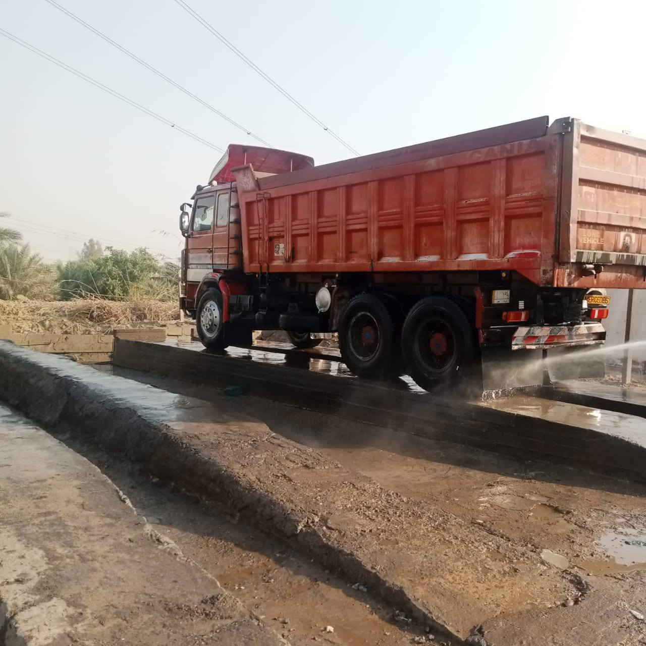 سلام عليكم سكانيا البيع موديل92 شاصي مكفول مجموعة مان بدي جديد مكينة 8 0/6 لا تنكيص ولا تبخير كير 5/5 سيارة. خير من الله الاتصال ‏‪***********‬‏
