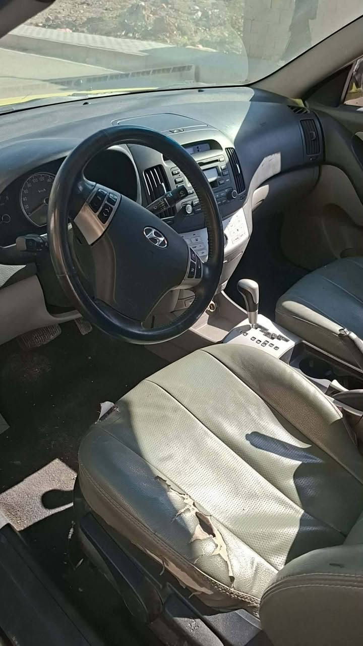 السلام عليكم سياره للبيع نواع النتر صابونه موديل دوات دوات بيه كصه جنطه2011متومه طبق الاصل بغداد وسنويه السعر 43ورقه وبيه مجال وسياره موجود في محافظة واسط مكينه وكير وتخم تاير حديه كله جديد كهربيه كله شغل نتصل على رقم موبايل إني مكلف بالنشر 
***********
