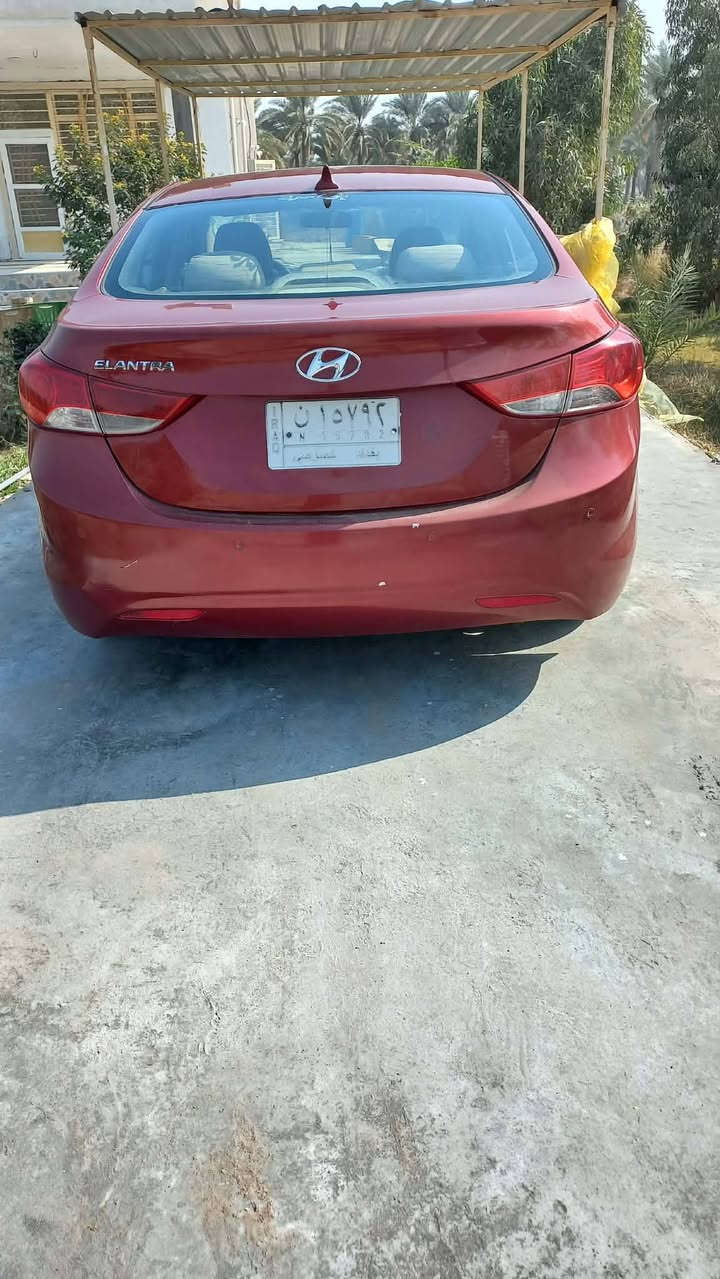 السلام عليكم النترا 2013 للبيع وارد أمريكي رقم بغداد بسمي مابيها نقص تبريد حداديه محرك كير كفاله السونار مرفق بالصور للاستفسار الاتصال ***********
