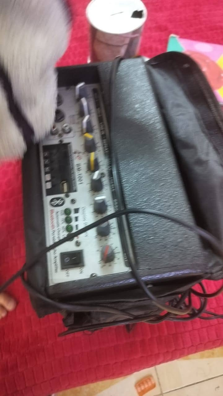 للبيع استخدام قليل بعده بالكارتون
***********
